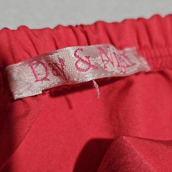 Coral Lightweight Halter Romper With Pockets - Picture 4 of 12